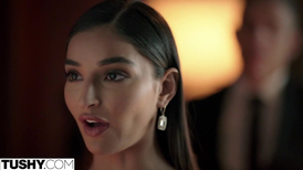 Famous actress gets double penetrated by her costars